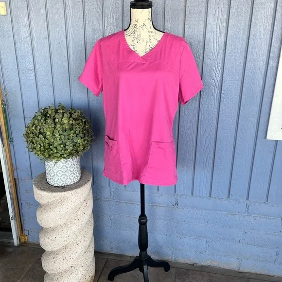 Women's Set of 3 Scrub
Tops Size Large - Picture 4 of 5